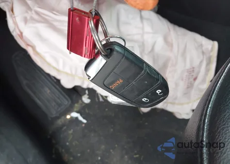 2018 Jeep Compass Altitude Fwd from USA, damaged, VIN 3C4NJCBB2JT460848